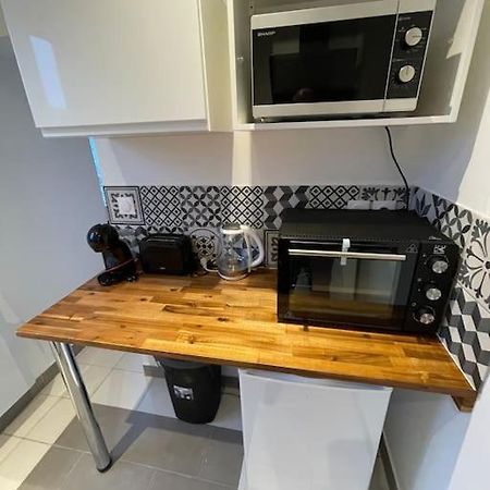 Le Sunny-Hyper Centre -Proche Gare - Paisible -Wifi Hd -Netflix-Ideal Couple Business Et Famille Niort Zewnętrze zdjęcie