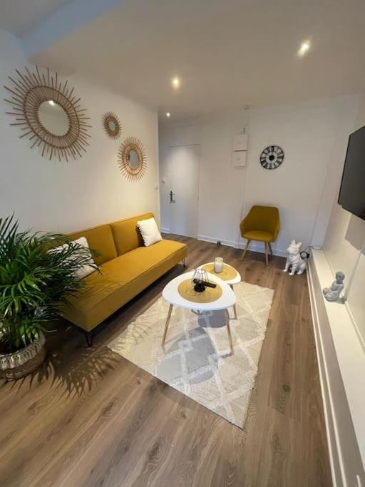 Le Sunny-Hyper Centre -Proche Gare - Paisible -Wifi Hd -Netflix-Ideal Couple Business Et Famille Niort Zewnętrze zdjęcie