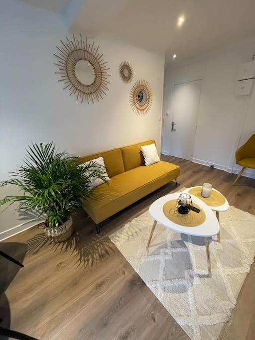 Le Sunny-Hyper Centre -Proche Gare - Paisible -Wifi Hd -Netflix-Ideal Couple Business Et Famille Niort Zewnętrze zdjęcie